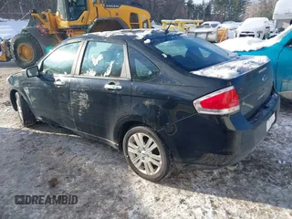 2009 Ford Focus SEL with VIN 1FAHP37N49W111099, listed as a IAAI auction lot 41502124 with 183,401 mi miles. Bid and sale history available at carsss.com. Image 3.