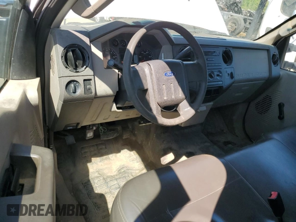 2009 Ford F-250 XL with VIN 1FTNF20579EB29316, listed as a Copart auction lot 53327005 with 183,179 mi miles and Salvage title. Bid and sale history available at DreamBid. Image 8.