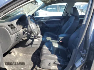 2010 Volkswagen Jetta Limited Edition with VIN 3VWRZ7AJXAM104150, listed as a Copart auction lot 65797455 with 42,099 mi miles and Non repairable. Bid and sale history available at DreamBid. Image 7.