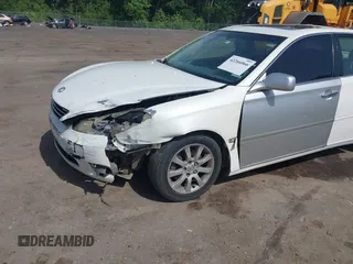 2002 Lexus ES 300 z VIN JTHBF30G920074623, wystawiony jako IAAI lot #42266066 z przebiegiem 352 081 mil mil oraz . Historia ofert i sprzedaży dostępna na DreamBid. Obrazek 6.
