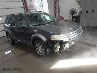 2008 Ford Taurus X SEL with VIN 1FMDK02W98GA15575, listed as a IAAI auction lot 41328842 with 245,307 mi miles. Bid and sale history available at carsss.com. Image 1.