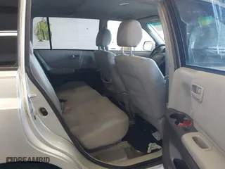 2006 Toyota Highlander w/3rd Row with VIN JTEEP21A760172521, listed as a IAAI auction lot 41951370 with 313,681 mi miles. Bid and sale history available at carsss.com. Image 8.