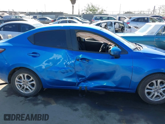 2016 Scion iA with VIN 3MYDLBZV5GY107520, listed as a IAAI auction lot 41647663 with 183,309 mi miles. Bid and sale history available at carsss.com. Image 13.