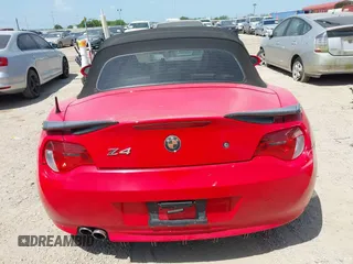 2007 BMW Z4 3.0si with VIN 4USBU53577LX02286, listed as a IAAI auction lot 42531826 with 110,423 mi miles and . Bid and sale history available at DreamBid. Image 15.