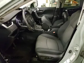 2019 Toyota RAV4 with VIN DPSMN17918, listed as a Copart auction lot 42574364 with 17,990 mi miles and . Bid and sale history available at DreamBid. Image 7.