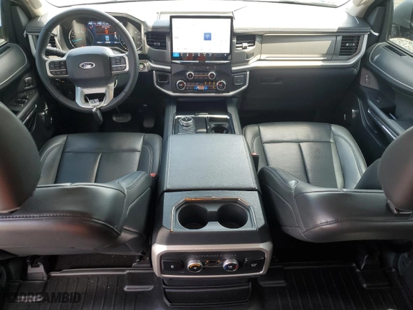 2022 Ford Expedition Max XLT with VIN 1FMJK1HT1NEA32142, listed as a Copart auction lot 62789404 with 17,129 mi miles and Salvage Title. Bid and sale history available at carsss.com. Image 8.