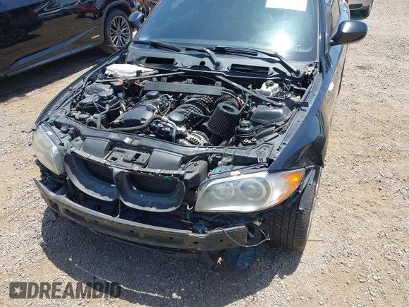 2010 BMW 1 Series 135i with VIN WBAUC7C54AVK80967, listed as a IAAI auction lot 42553077 with Not provided miles and . Bid and sale history available at DreamBid. Image 6.