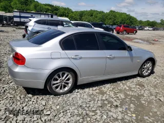 2006 BMW 3 Series 325i with VIN WBAVB17526NK35676, listed as a Copart auction lot 54720034 with 140,273 mi miles and Salvage Title. Bid and sale history available at carsss.com. Image 3.
