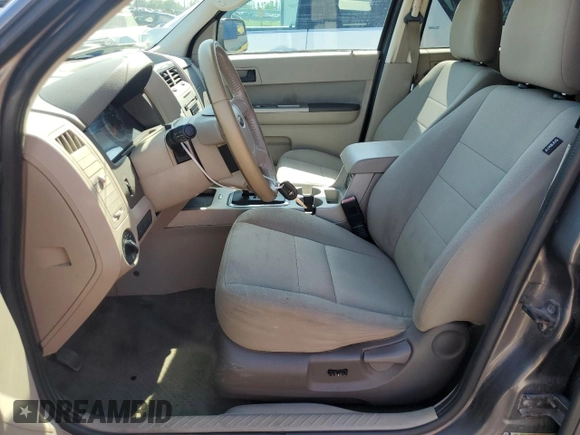 2010 Ford Escape XLT с VIN 1FMCU9D71AKC47171, выставлен на аукционе Copart как лот 57450885 с пробегом 138 317 миль миль и Чистый • Clean title. История ставок и продаж доступна на DreamBid. Изображение 7.
