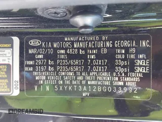 2011 Kia Sorento LX with VIN 5XYKT3A12BG033992, listed as a IAAI auction lot 41832461 with 175,808 mi miles. Bid and sale history available at carsss.com. Image 9.