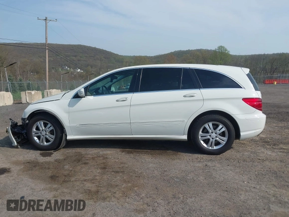 2009 Mercedes-Benz R 3.5L with VIN 4JGCB65E09A092583, listed as a IAAI auction lot 42102652 with 161,426 mi miles and . Bid and sale history available at DreamBid. Image 14.