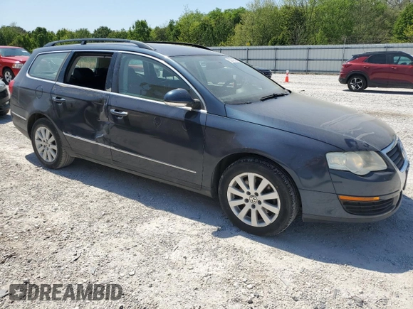 2008 Volkswagen Passat z VIN WVWXK73C88E235929, wystawiony jako Copart lot #53379365 z przebiegiem 133 978 mil mil oraz Szkoda całkowita • Salvage title. Historia ofert i sprzedaży dostępna na DreamBid. Obrazek 4.
