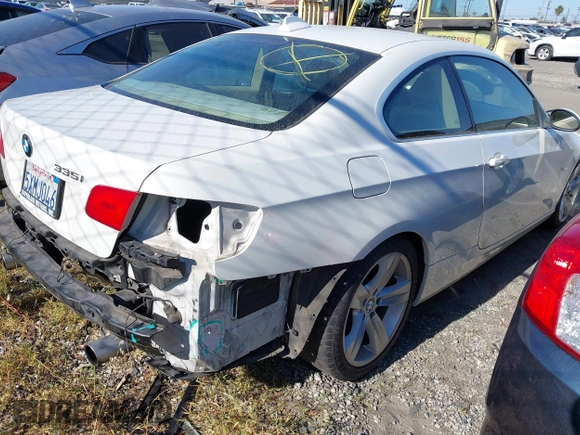 2007 BMW 3 Series 335i with VIN WBAWB73557P031442, listed as a IAAI auction lot 42123815 with Not Provided miles and . Bid and sale history available at DreamBid. Image 4.