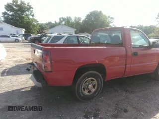 2004 Chevrolet Silverado 1500 Work Truck with VIN 1GCEC14X54Z295107, listed as a IAAI auction lot 42136228 with 200,394 mi miles. Bid and sale history available at carsss.com. Image 8.