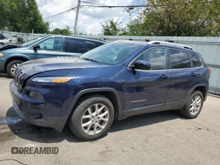 2016 Jeep Cherokee Latitude with VIN 1C4PJLCB9GW136970, listed as a Copart auction lot 62094035 with 158,020 mi miles and Salvage title. Bid and sale history available at DreamBid. Image 1.