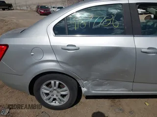 2015 Chevrolet Sonic LT with VIN 1G1JC5SH5F4212883, listed as a IAAI auction lot 41877786 with 91,941 mi miles and . Bid and sale history available at DreamBid. Image 6.