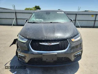 2023 Chrysler Pacifica Limited with VIN 2C4RC3GG8PR604835, listed as a Copart auction lot 57661325 with 33,232 mi miles and Salvage title. Bid and sale history available at DreamBid. Image 5.