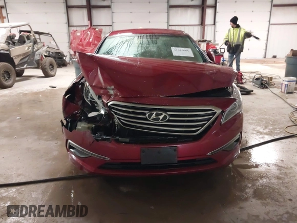 2015 Hyundai Sonata 2.4L SE with VIN 5NPE24AF9FH059327, listed as a IAAI auction lot 41416006 with 127,433 mi miles. Bid and sale history available at carsss.com. Image 13.