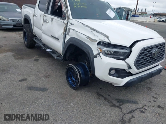 2023 Toyota Tacoma 4WD SR with VIN 3TMCZ5AN0PM550641, listed as a IAAI auction lot 41929355 with 18,917 mi miles. Bid and sale history available at carsss.com. Image 1.