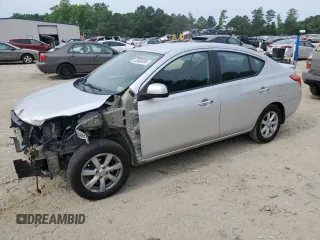 2013 Nissan Versa S with VIN 3N1CN7APXDL853844, listed as a Copart auction lot 59490205 with 148,191 mi miles and Salvage title. Bid and sale history available at DreamBid. Image 1.