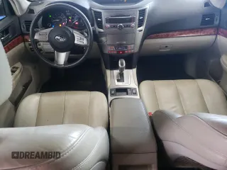 2010 Subaru Outback Limited z VIN 4S4BRCJC6A3361432, wystawiony jako Copart lot #60732245 z przebiegiem 242 273 mil mil oraz Czysty tytuł • Clean title. Historia ofert i sprzedaży dostępna na DreamBid. Obrazek 8.