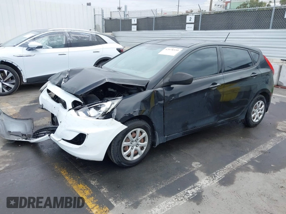 2013 Hyundai Accent GL with VIN KMHCT5AEXDU092644, listed as a IAAI auction lot 42078339 with 134,288 mi miles. Bid and sale history available at carsss.com. Image 17.