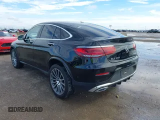2020 Mercedes-Benz GLC with VIN W1N0J8EB2LF823397, listed as a IAAI auction lot 41469142 with 86,252 mi miles. Bid and sale history available at carsss.com. Image 3.