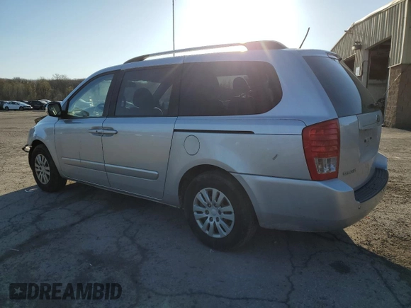 2014 Kia Sedona LX with VIN KNDMG4C70E6536481, listed as a Copart auction lot 53206255 with 175,565 mi miles and Salvage Title. Bid and sale history available at carsss.com. Image 2.