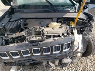 2020 Jeep Compass Latitude с VIN 3C4NJDBB7LT135136, выставлен на аукционе Copart как лот 55781885 с пробегом 54 830 миль миль и Списание • Salvage title. История ставок и продаж доступна на DreamBid. Изображение 12.