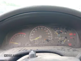 1999 Pontiac Montana with VIN 1GMDX03E6XD186081, listed as a IAAI auction lot 42105419 with 249,120 mi miles and . Bid and sale history available at DreamBid. Image 7.