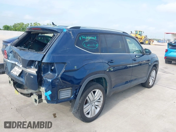 2019 Volkswagen Atlas SE with VIN 1V2WR2CA8KC618988, listed as a IAAI auction lot 42212845 with 60,481 mi miles and . Bid and sale history available at DreamBid. Image 4.