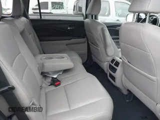 2020 Honda Pilot EX-L z VIN 5FNYF5H5XLB016632, wystawiony jako IAAI lot #41968994 z przebiegiem 75 540 mil mil oraz . Historia ofert i sprzedaży dostępna na DreamBid. Obrazek 8.