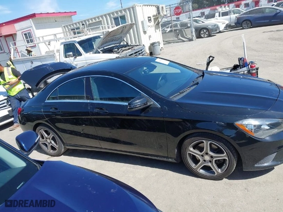 2014 Mercedes-Benz CLA-Class CLA 250 with VIN WDDSJ4EBXEN066403, listed as a IAAI auction lot 41694945 with 60,765 mi miles. Bid and sale history available at carsss.com. Image 13.