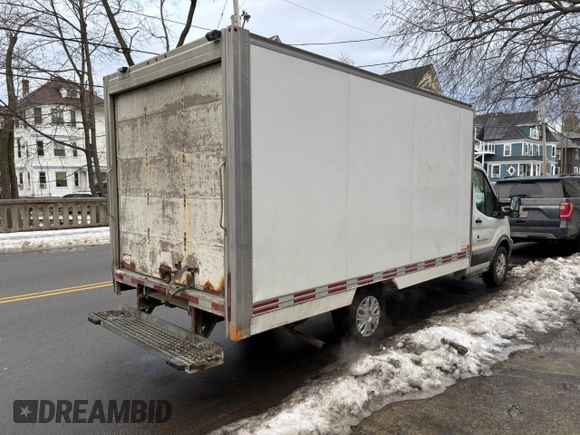 2017 Ford Transit with VIN 1FDBW7ZM1HKB08824, listed as a Copart auction lot 44295255 with 307,150 mi miles and Clean Title. Bid and sale history available at DreamBid. Image 4.