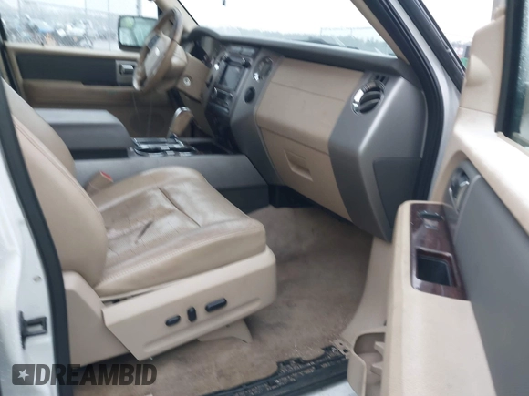 2013 Ford Expedition Max XLT с VIN 1FMJK1H59DEF08542, выставлен на аукционе IAAI как лот 41552946 с пробегом 218 762 миль миль и . История ставок и продаж доступна на DreamBid. Изображение 5.