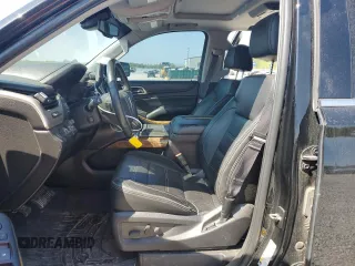2015 GMC Yukon Denali z VIN 1GKS2CKJ8FR132636, wystawiony jako Copart lot #53567045 z przebiegiem 148 997 mil mil oraz Szkoda całkowita • Salvage title. Historia ofert i sprzedaży dostępna na DreamBid. Obrazek 7.