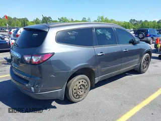 2013 Chevrolet Traverse LS with VIN 1GNKRFKD4DJ116262, listed as a IAAI auction lot 41986384 with 207,213 mi miles. Bid and sale history available at carsss.com. Image 4.