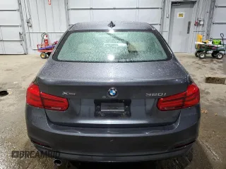 2018 BMW 3 Series 320i xDrive with VIN WBA8E5G52JNU46686, listed as a Copart auction lot 81999984 with 121,394 mi miles and Salvage Title. Bid and sale history available at carsss.com. Image 6.
