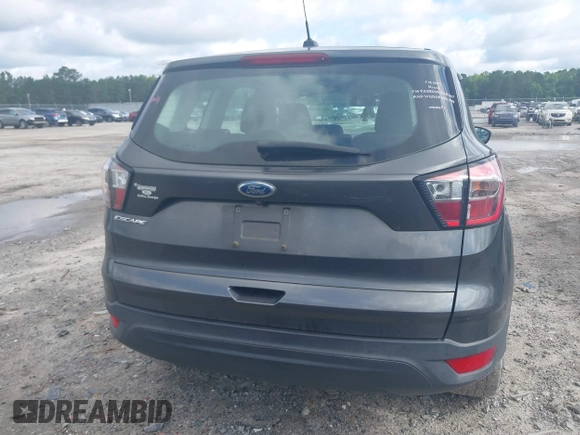 2017 Ford Escape S z VIN 1FMCU0F73HUE63885, wystawiony jako IAAI lot #42389985 z przebiegiem 158 338 mil mil oraz . Historia ofert i sprzedaży dostępna na DreamBid. Obrazek 16.