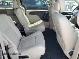 2014 Chrysler Town & Country Touring with VIN 2C4RC1BG0ER422877, listed as a Copart auction lot 54392755 with 117,605 mi miles and Salvage Title. Bid and sale history available at carsss.com. Image 11.