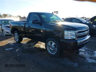 2009 Chevrolet Silverado 1500 with VIN 1GCEK24089Z112740, listed as a IAAI auction lot 40865985 with 209,446 mi miles and . Bid and sale history available at DreamBid. Image 1.
