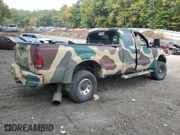 2001 Ford F-250 XL with VIN 1FTNX21F51EA21401, listed as a Copart auction lot 71724304 with Not Provided miles and Salvage Title. Bid and sale history available at DreamBid. Image 3.