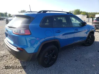 2023 Jeep Cherokee Altitude Lux with VIN 1C4PJMMB3PD101566, listed as a Copart auction lot 68353264 with 5,201 mi miles and Salvage Title. Bid and sale history available at carsss.com. Image 3.