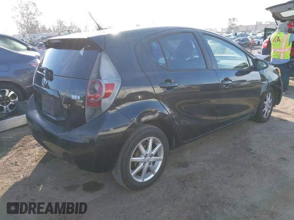 2012 Toyota Prius c One with VIN JTDKDTB36C1010956, listed as a IAAI auction lot 41476271 with 186,403 mi miles. Bid and sale history available at carsss.com. Image 4.