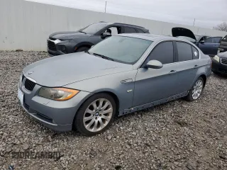 2006 BMW 3 Series 330xi with VIN WBAVD33576KV61194, listed as a Copart auction lot 51129115 with 184,143 mi miles and Clean Title. Bid and sale history available at carsss.com. Image 1.