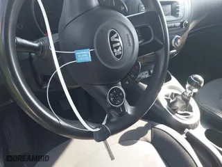 2015 Kia Soul with VIN KNDJN2A22F7770587, listed as a IAAI auction lot 42100497 with 114,933 mi miles. Bid and sale history available at carsss.com. Image 11.