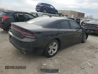 2015 Dodge Charger SXT z VIN 2C3CDXHG4FH844496, wystawiony jako Copart lot #86100084 z przebiegiem 110 090 mil mil oraz Szkoda całkowita • Salvage title. Historia ofert i sprzedaży dostępna na DreamBid. Obrazek 3.