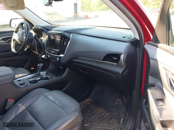 2018 Chevrolet Traverse LT Leather with VIN 1GNERHKW1JJ186565, listed as a IAAI auction lot 42023809 with 132,159 mi miles. Bid and sale history available at carsss.com. Image 5.