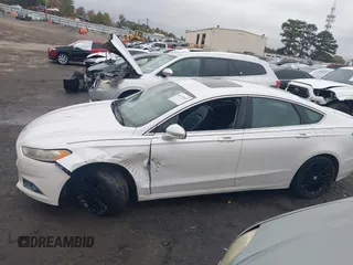 2013 Ford Fusion SE with VIN 3FA6P0HR5DR246577, listed as a IAAI auction lot 40777607 with 224,994 mi miles. Bid and sale history available at carsss.com. Image 14.