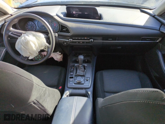 2020 Mazda CX-30 with VIN 3MVDMBBLXLM117867, listed as a Copart auction lot 46646295 with 31,383 mi miles and Salvage Title. Bid and sale history available at DreamBid. Image 8.